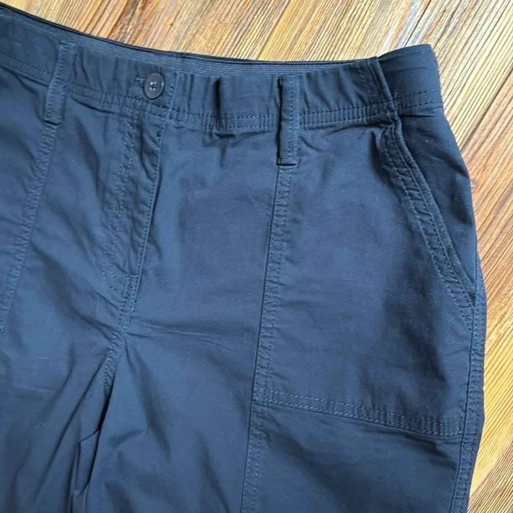 Chicos Bermuda shorts navy size 4